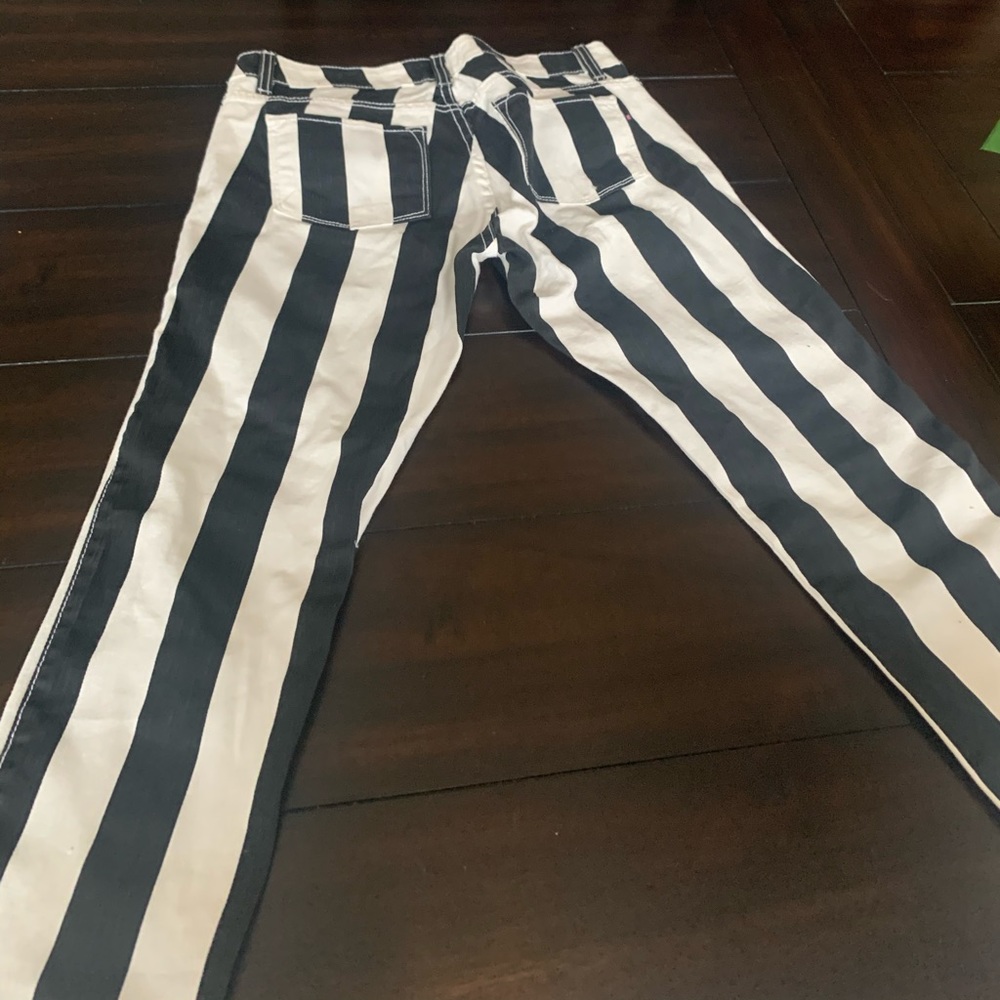 Black and White Striped Jeans - Picture 5 of 6